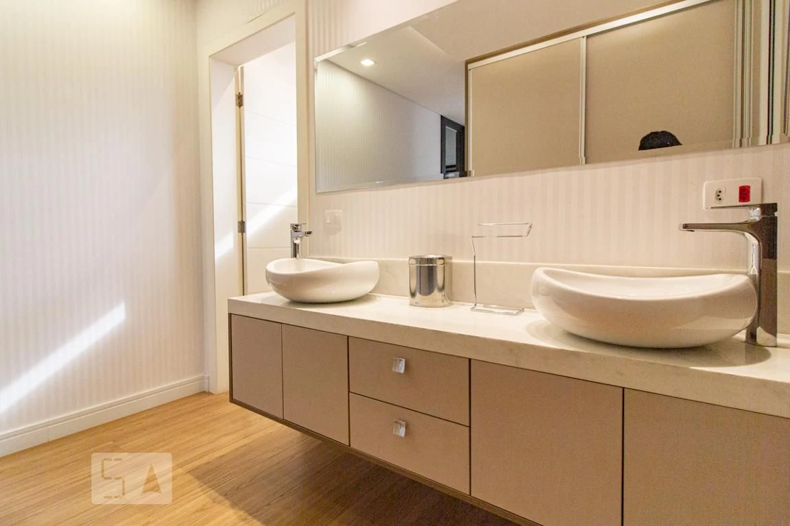 Furnished house, 220 m², with a grill on the balcony — photo 57
