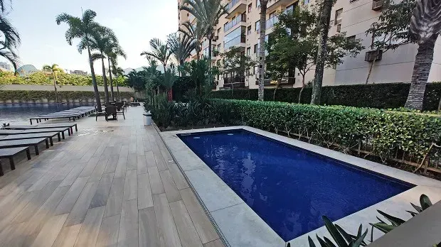 Apartamento sem mobília com vista para a cidade e montanhas — photo 41