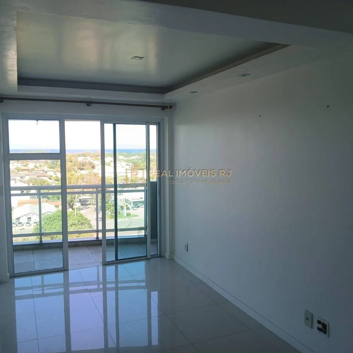 For rent: 3-bedroom apartment with 3 bathrooms and a balcony — photo 3