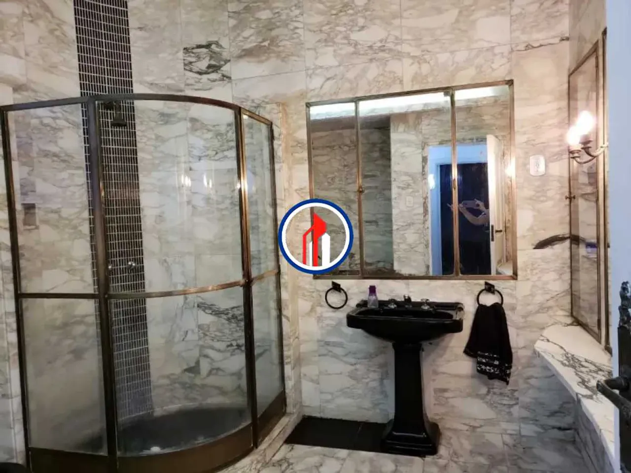 Apartment with 4 bedrooms and 5 bathrooms plus parking — photo 6