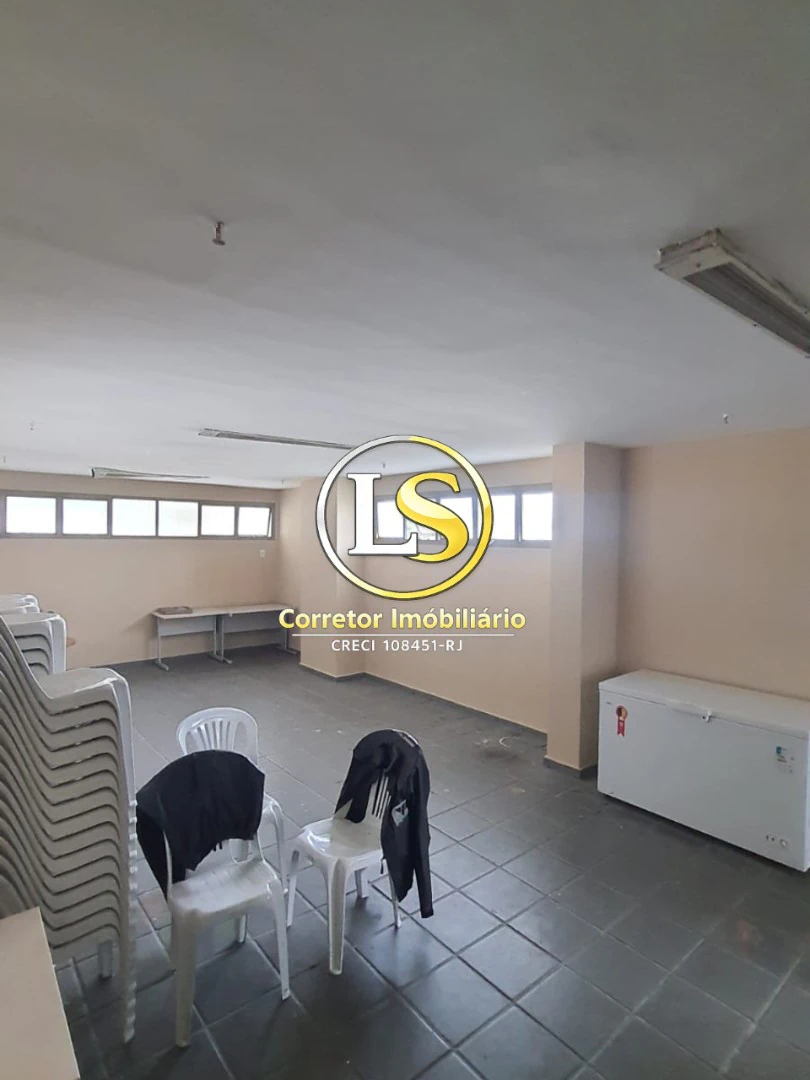 Unfurnished 60 m² apartment with 2 bedrooms and balcony — photo 14