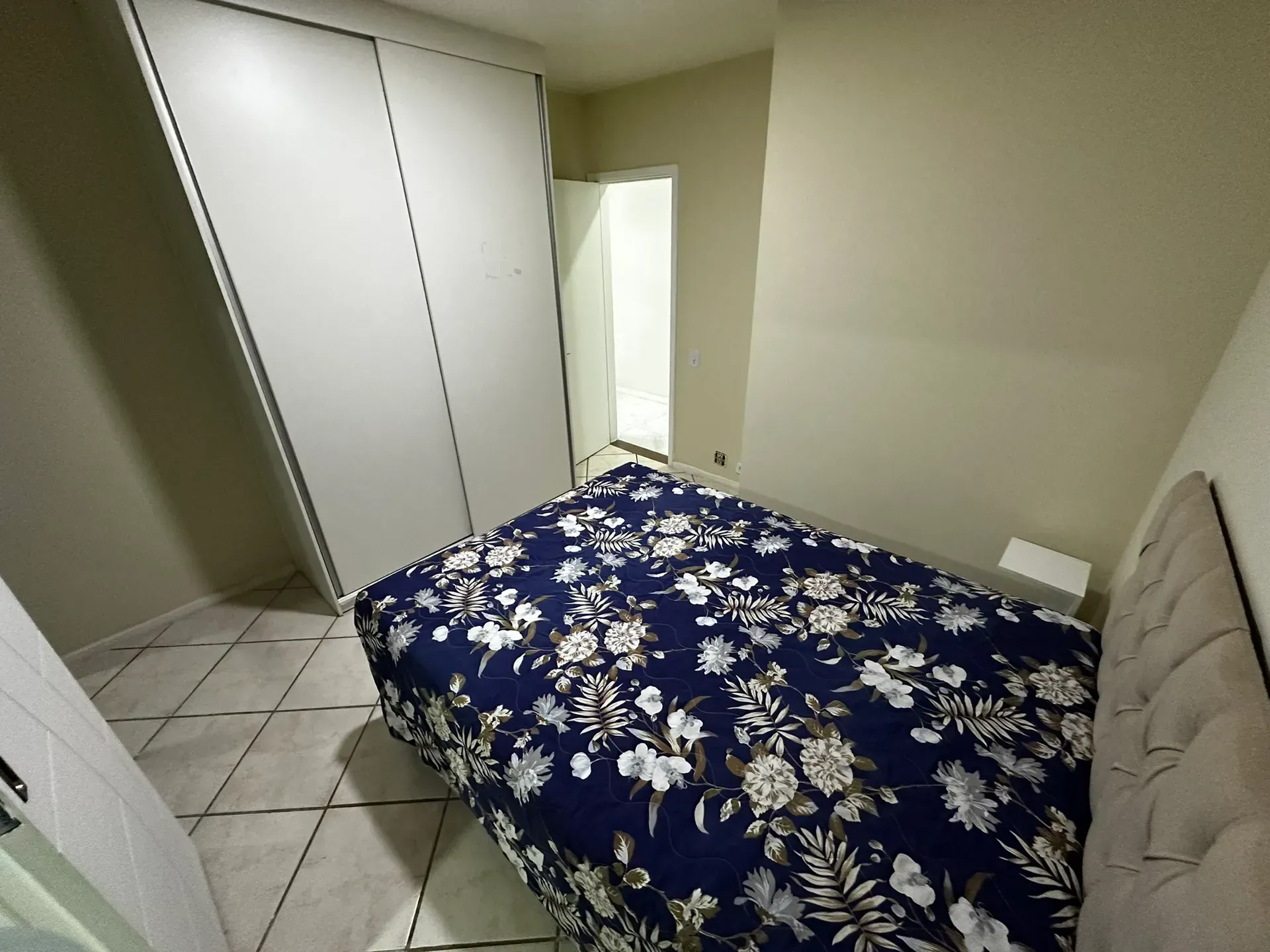 Furnished apartment with 2 bedrooms and 2 parking spaces — photo 27