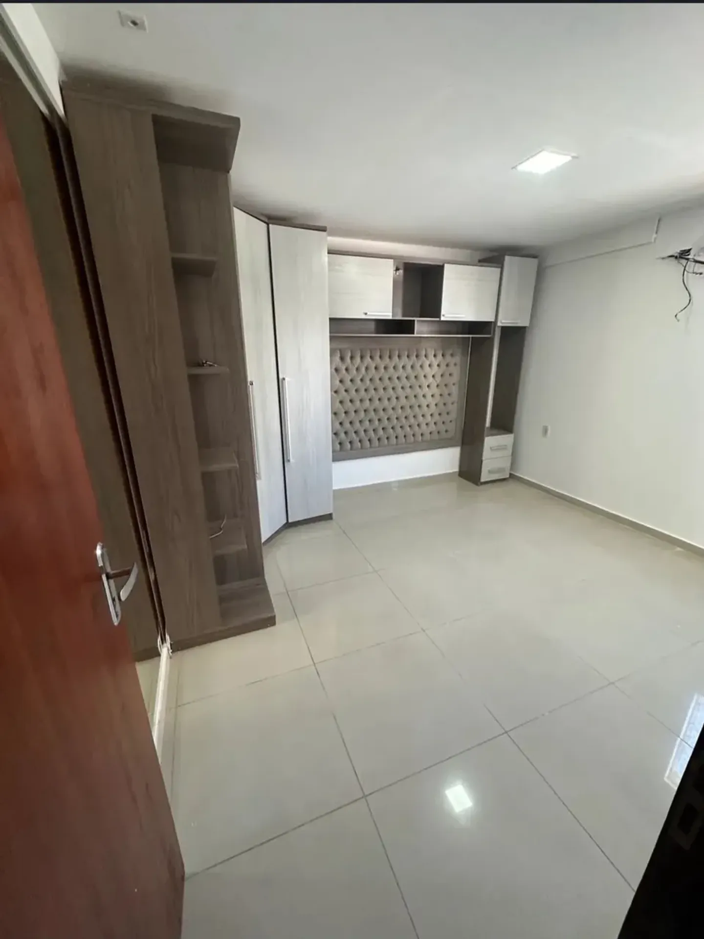 Рабочее место и 2 спальни: квартира 84 м² — photo 14
