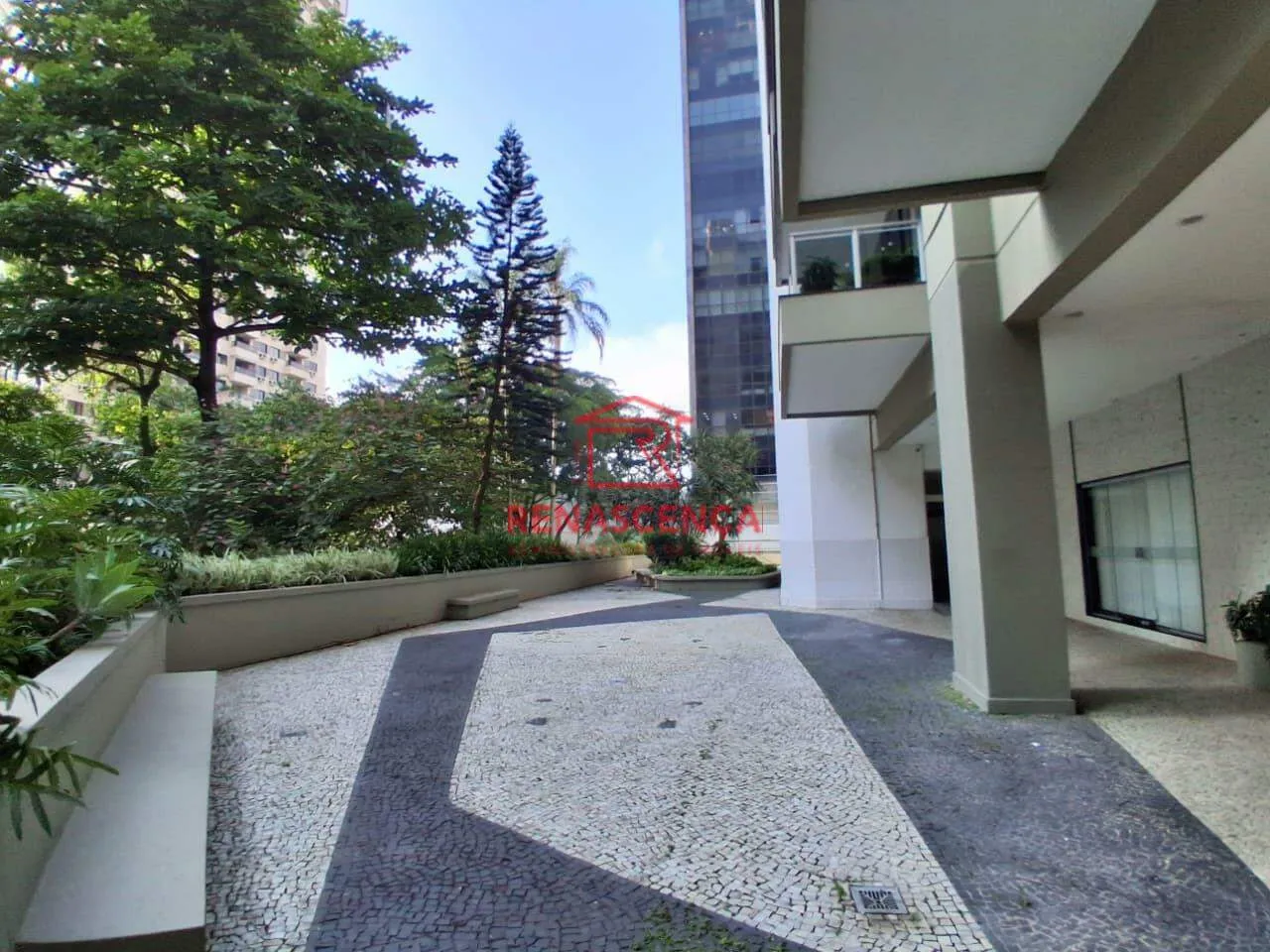 Apartment on the 19th floor with a washing machine — photo 18