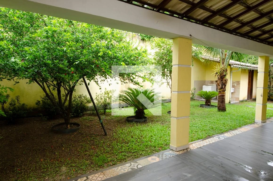 Casa mobiliada com 4 dormitórios e área de lavanderia — photo 83