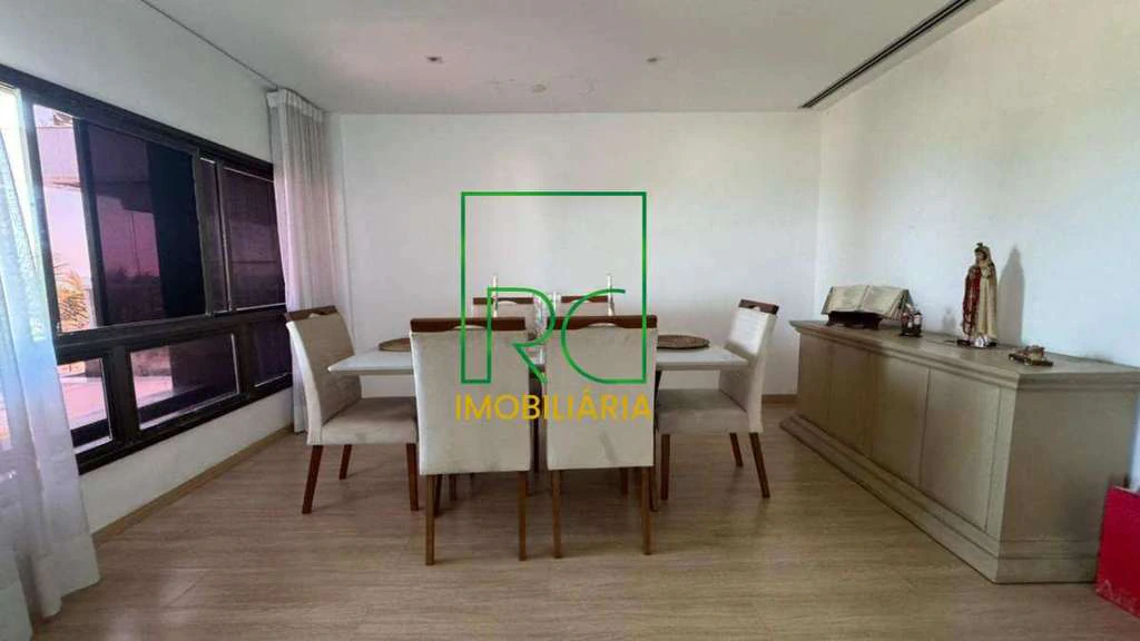 Furnished 4-bedroom apartment with 250 m² — photo 6