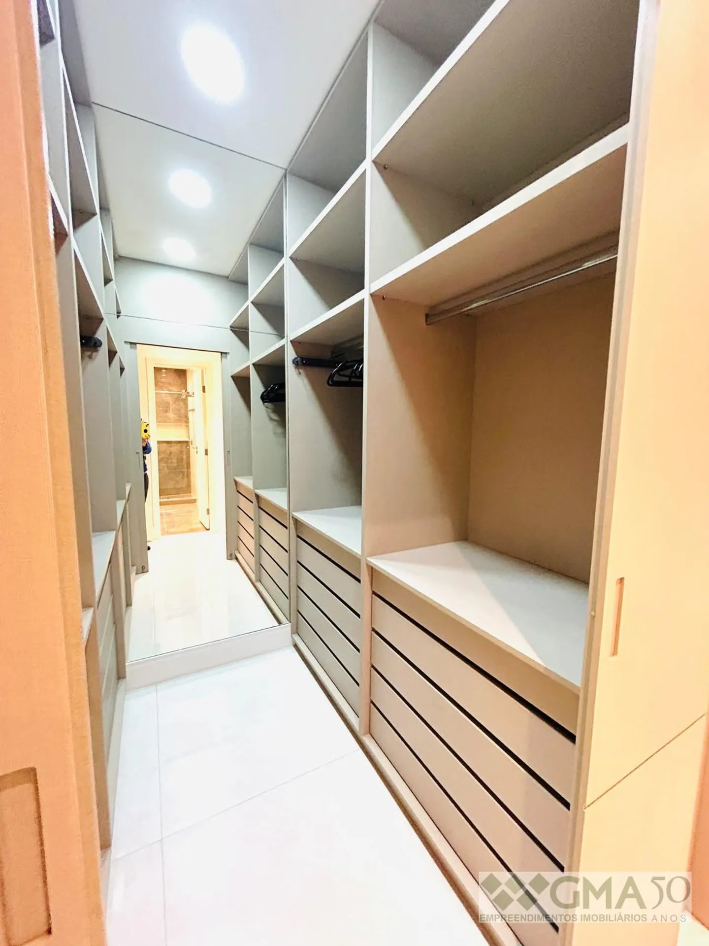 Washing machine in a 3-bedroom apartment, 130 m² — photo 23