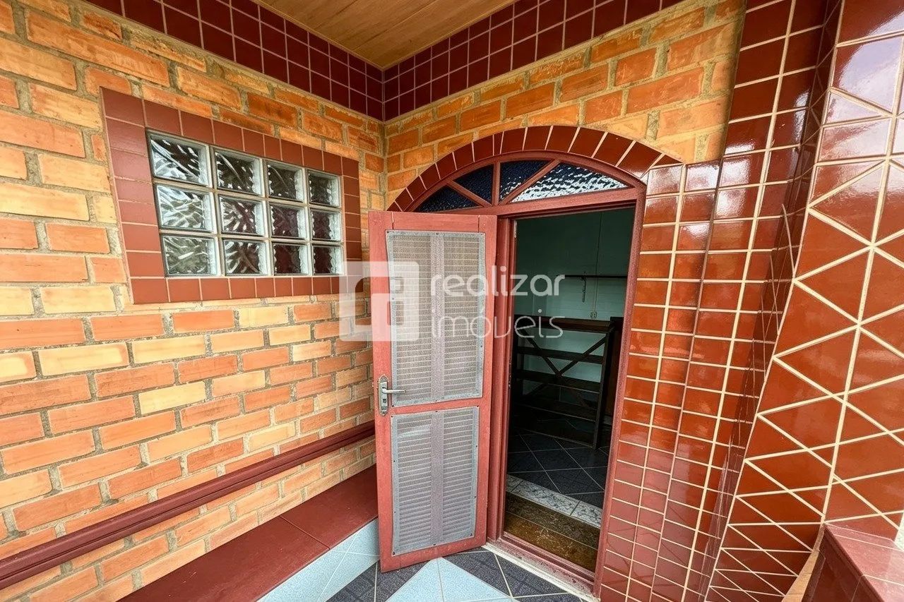 3-bedroom house with a grill on the balcony — photo 6