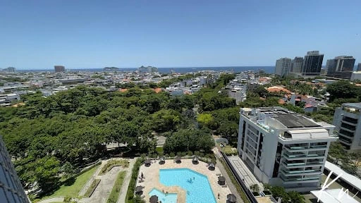 Water view in a 2-bedroom apartment, 86 m² — photo 11