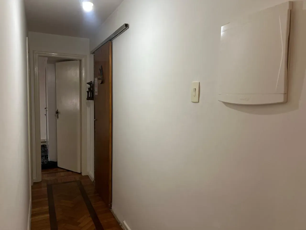 Apartamento sem mobília com 3 quartos e fogão a gás — photo 22