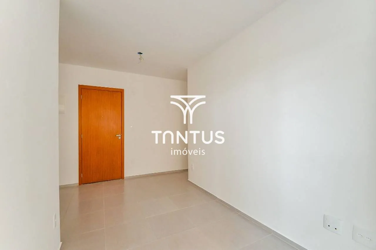 2-bedroom apartment in a building with a coworking space — photo 24