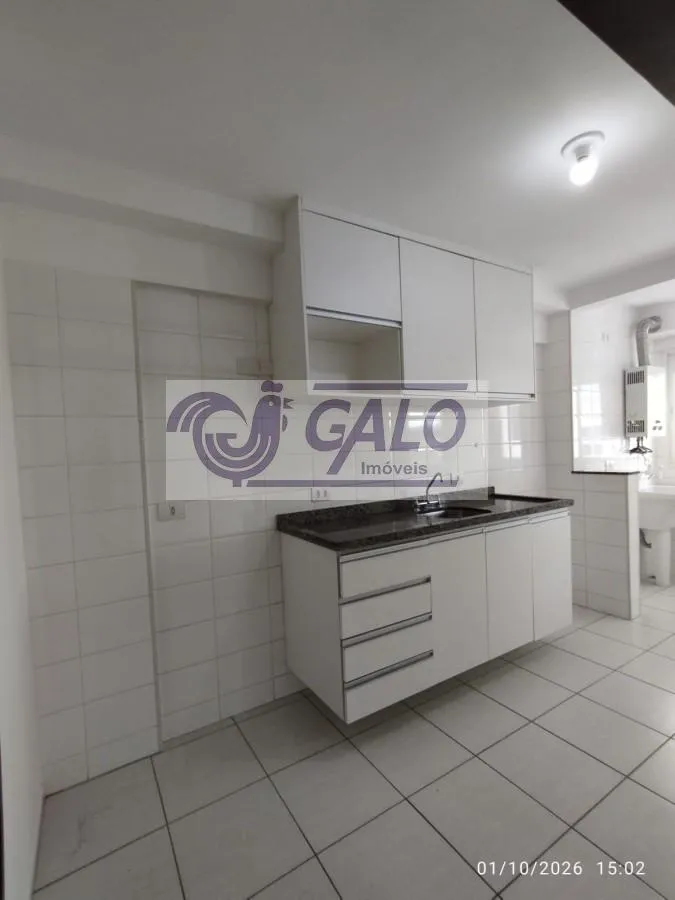 2-bedroom apartment with a glass-enclosed balcony — photo 11