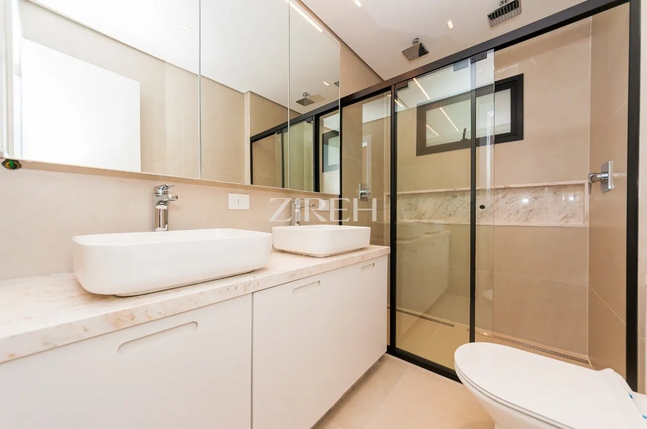 Квартира 121 м²: 2 спальни со своими ванными и 2 места — photo 18