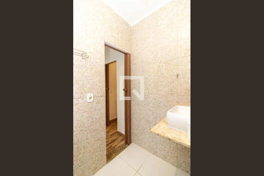 2-bedroom 47 m² apartment with a glass shower box — photo 21