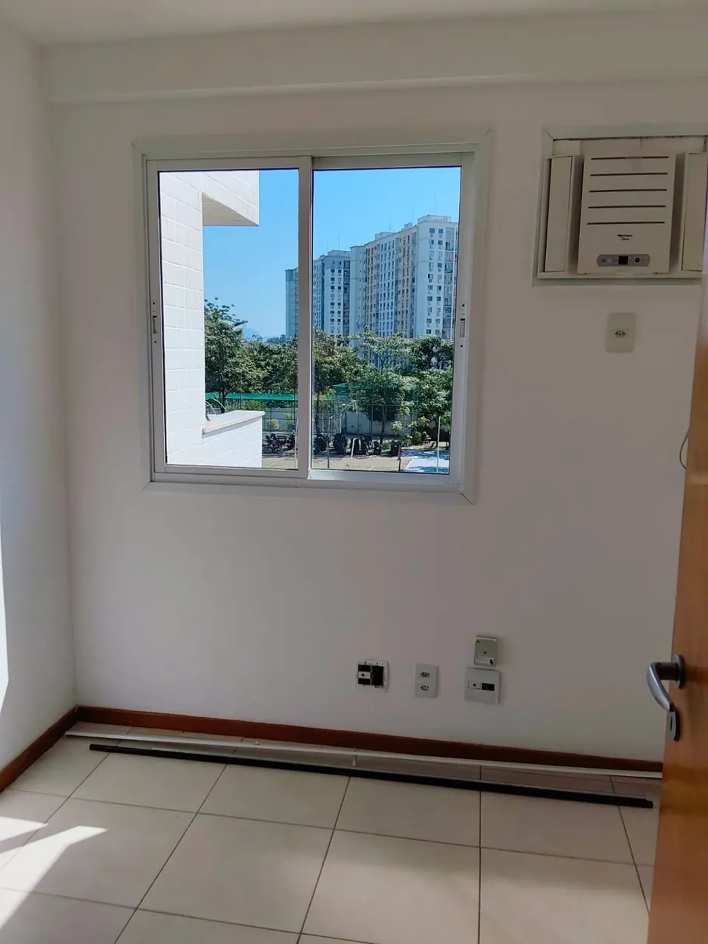 3-bedroom apartment in a building with a sauna — photo 5