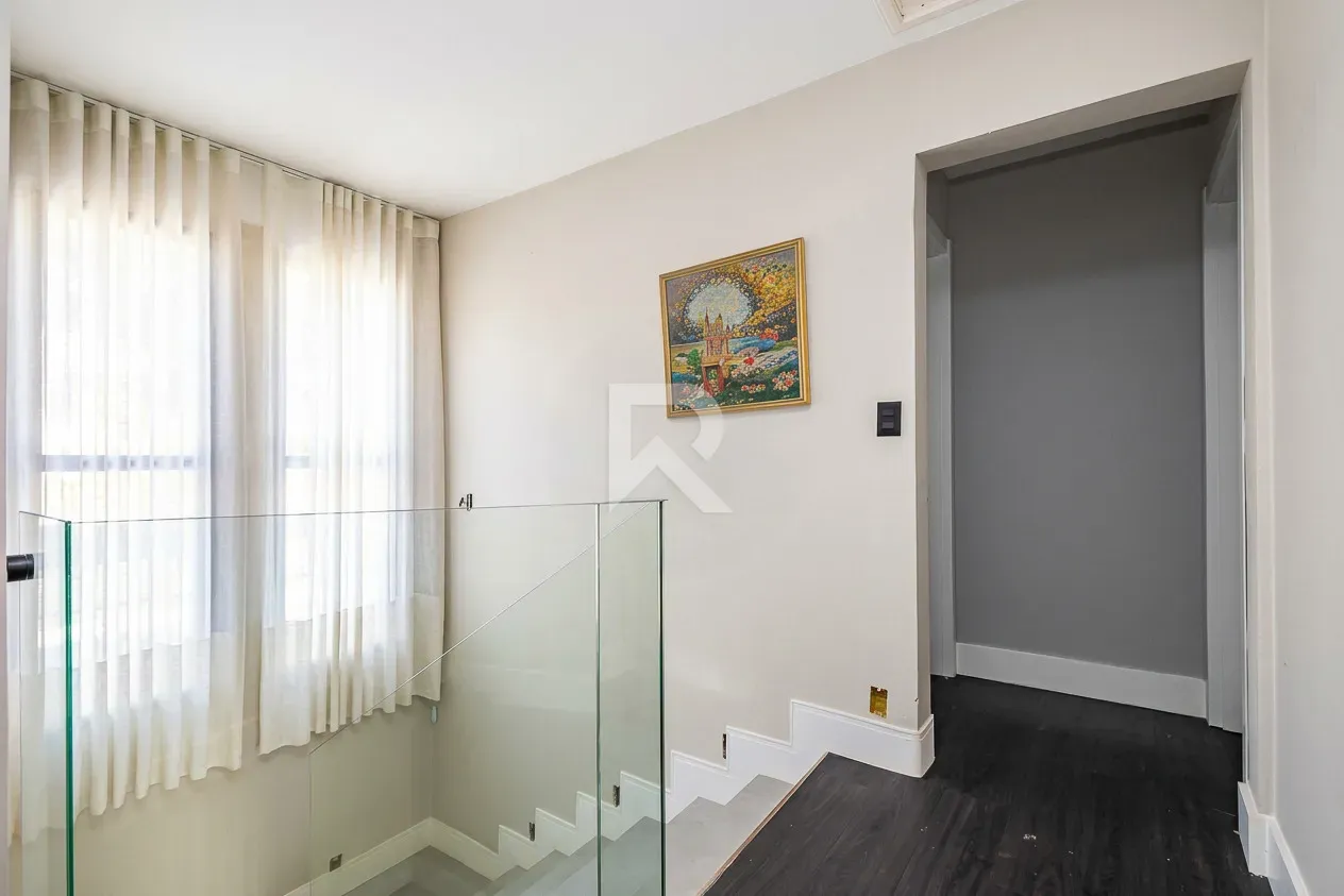 House with 3 bedrooms and private pool — photo 27
