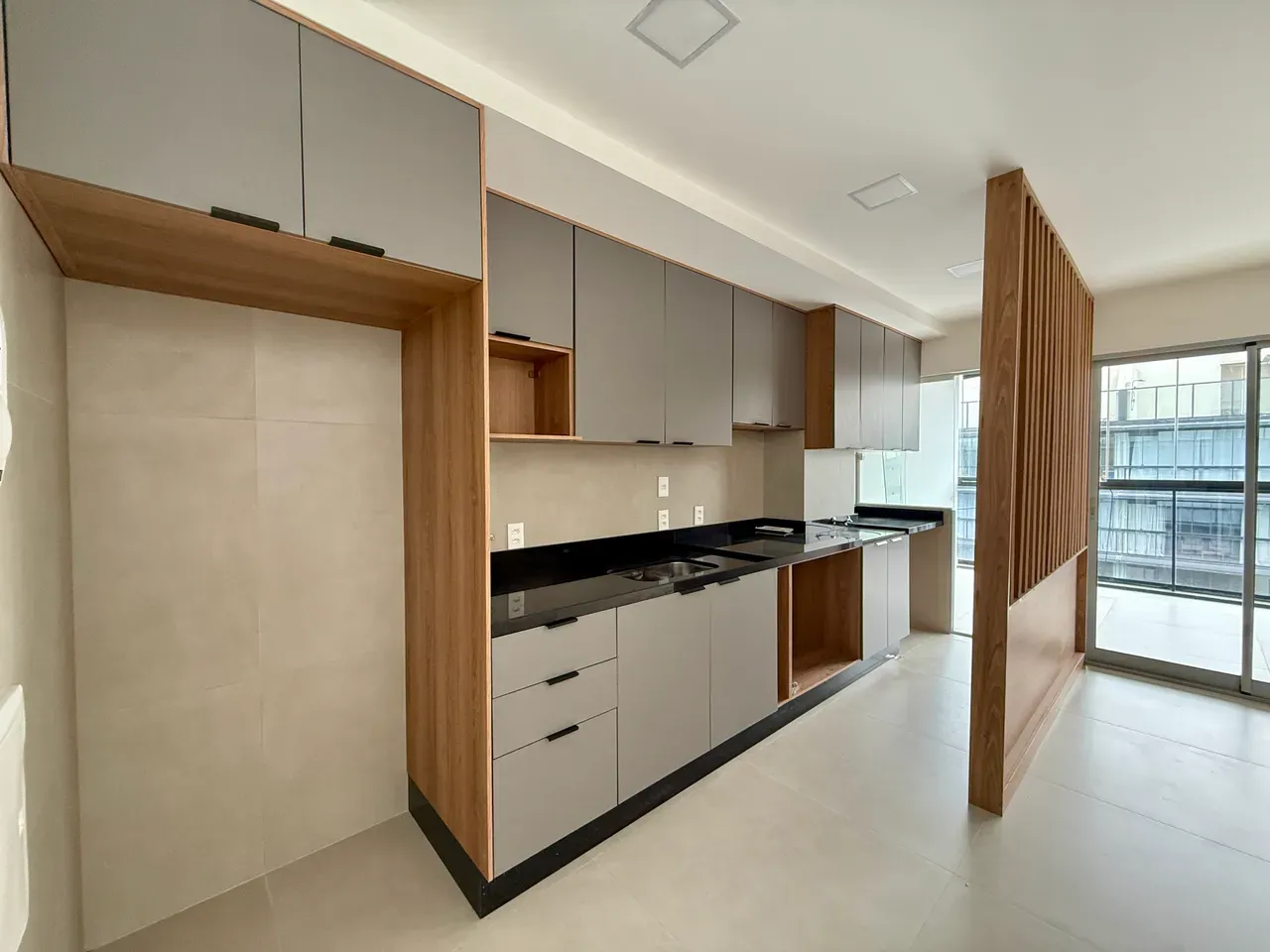 2-bedroom apartment with a water view — photo 10