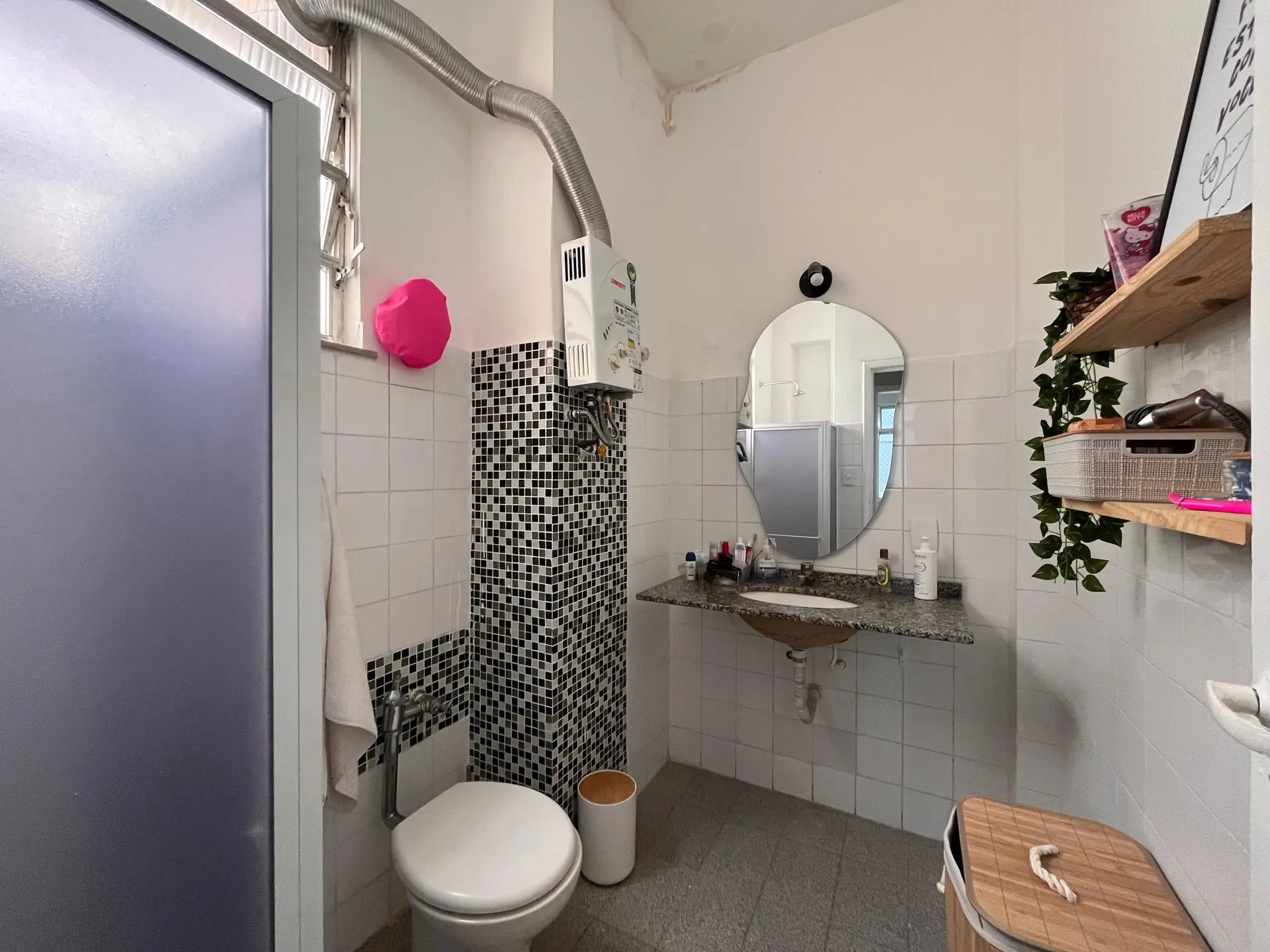 Furnished apartment with 2 bedrooms and 1 bathroom — photo 16