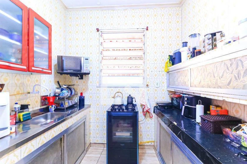 House, 200 m², with a washing machine — photo 10
