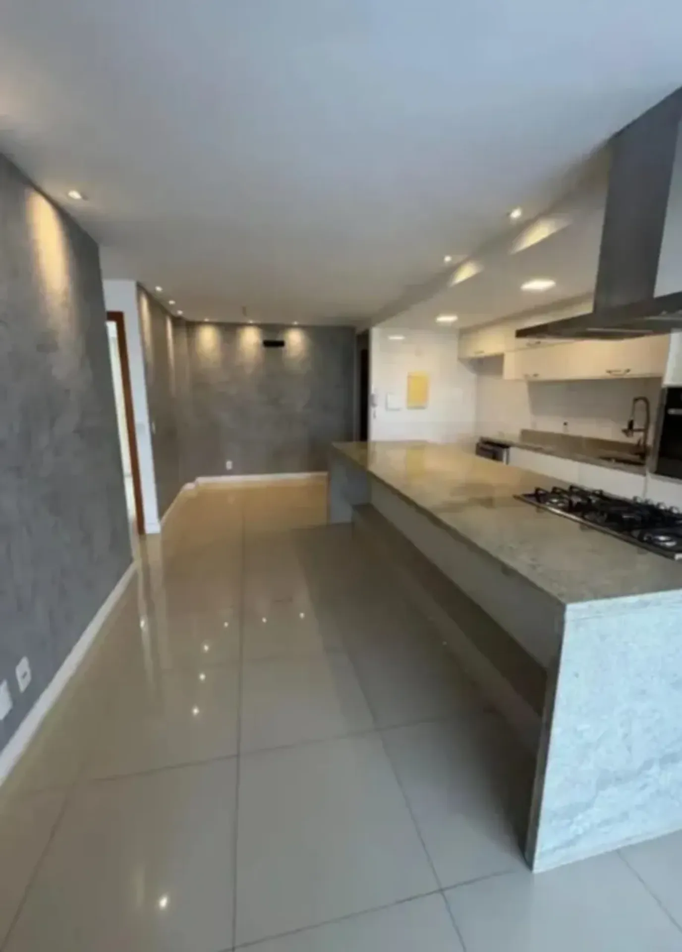 Apartment, 186 m², with a grill on the balcony — photo 7