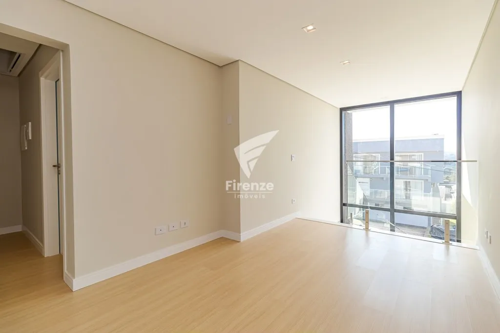 Furnished house with 4 bedrooms and 320 m² — photo 47