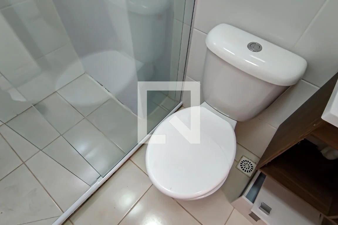 2-bedroom apartment in a building with a pool — photo 15