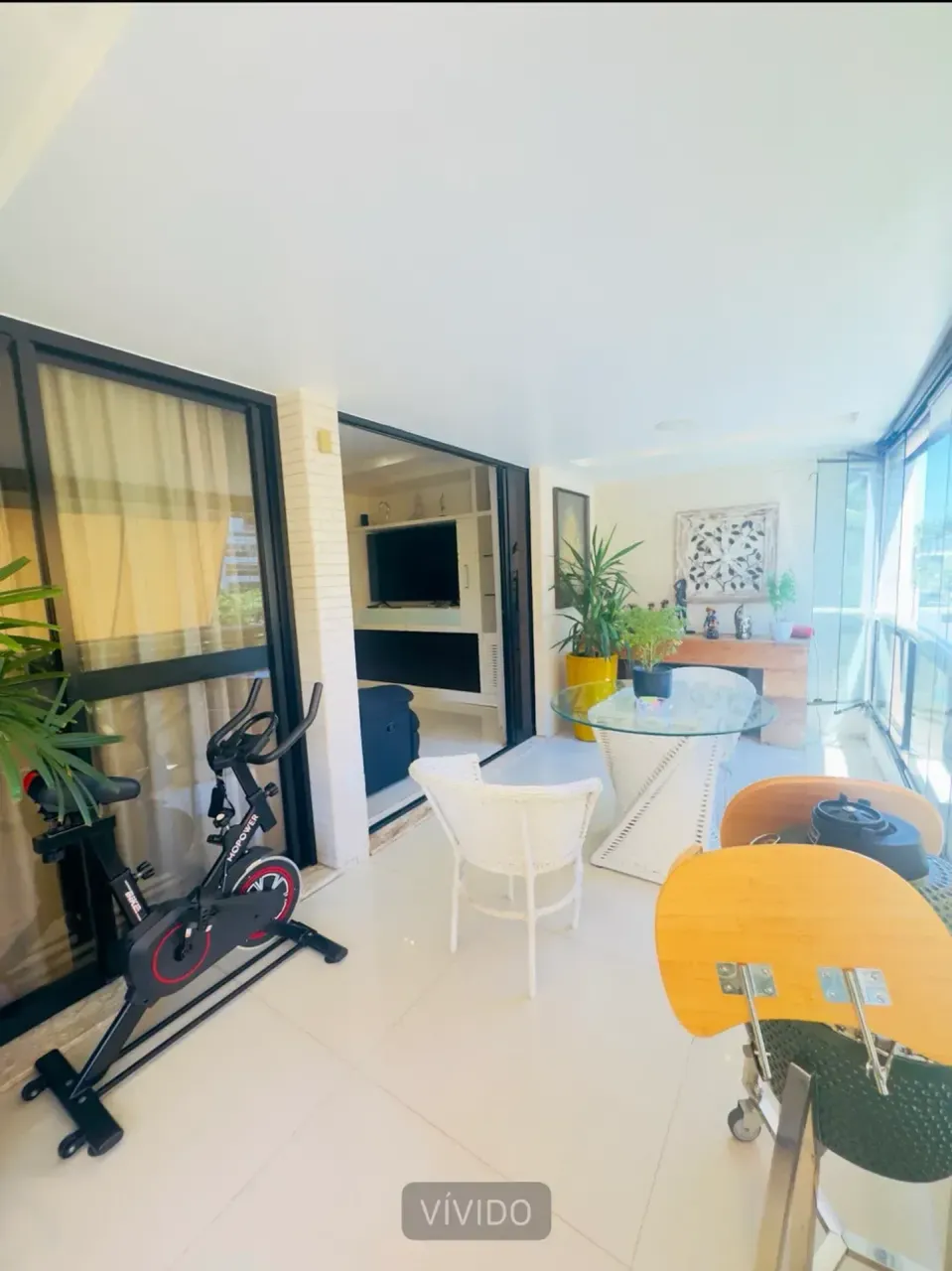 Apartamento mobiliado com 3 quartos e 3 banheiros — photo 6