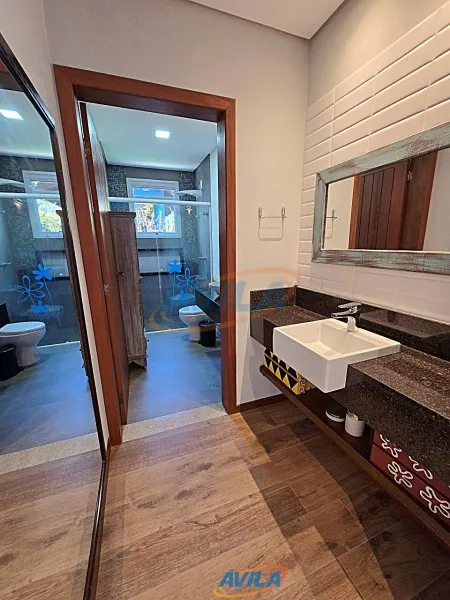 Casa mobiliada com 4 quartos e cozinha em conceito aberto — photo 29