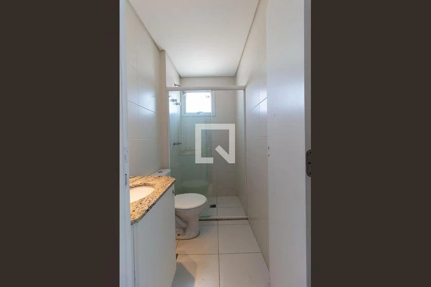 2-bedroom apartment with a grill on the balcony in Curitiba — photo 48