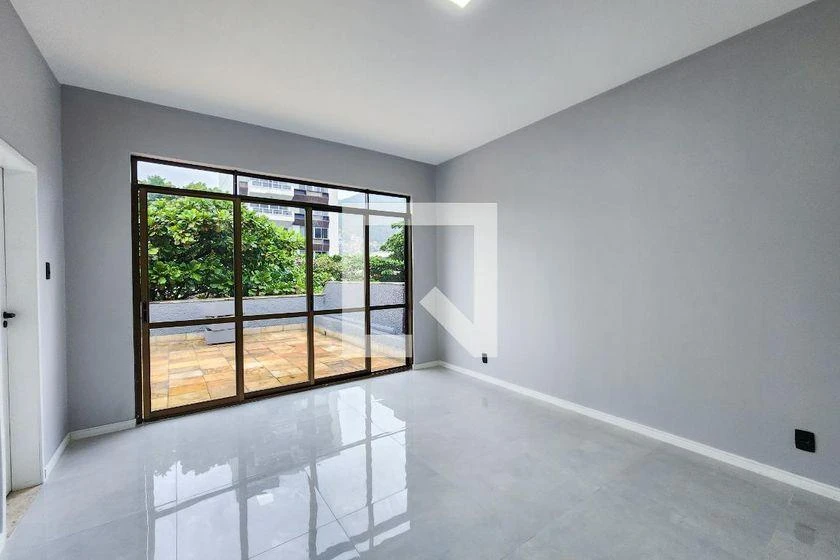 250 m² apartment with a mountain view and a walk-in closet — photo 10