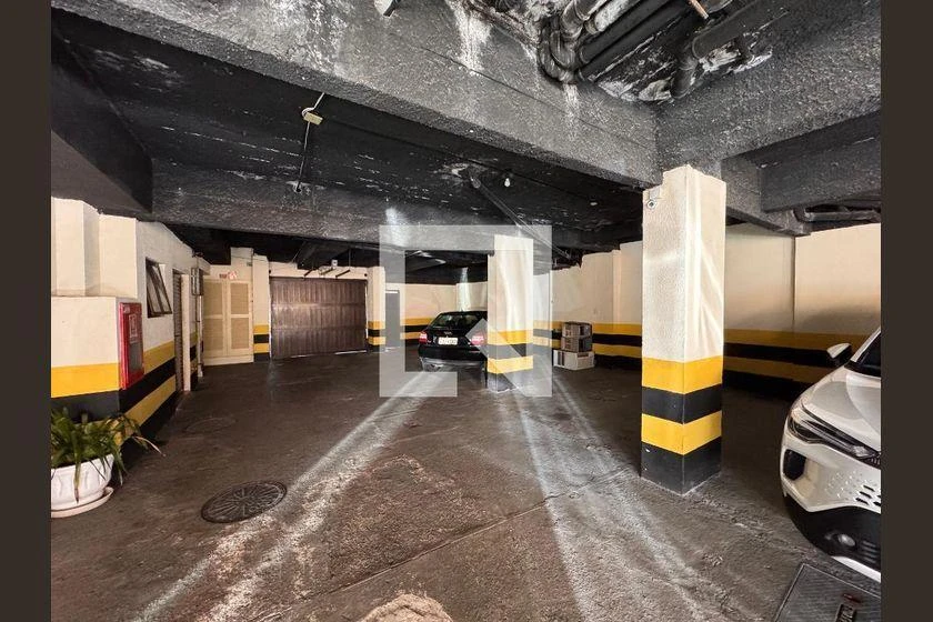 Квартира з вбудованими шафами, 2 кімнати і 130 м² — photo 9