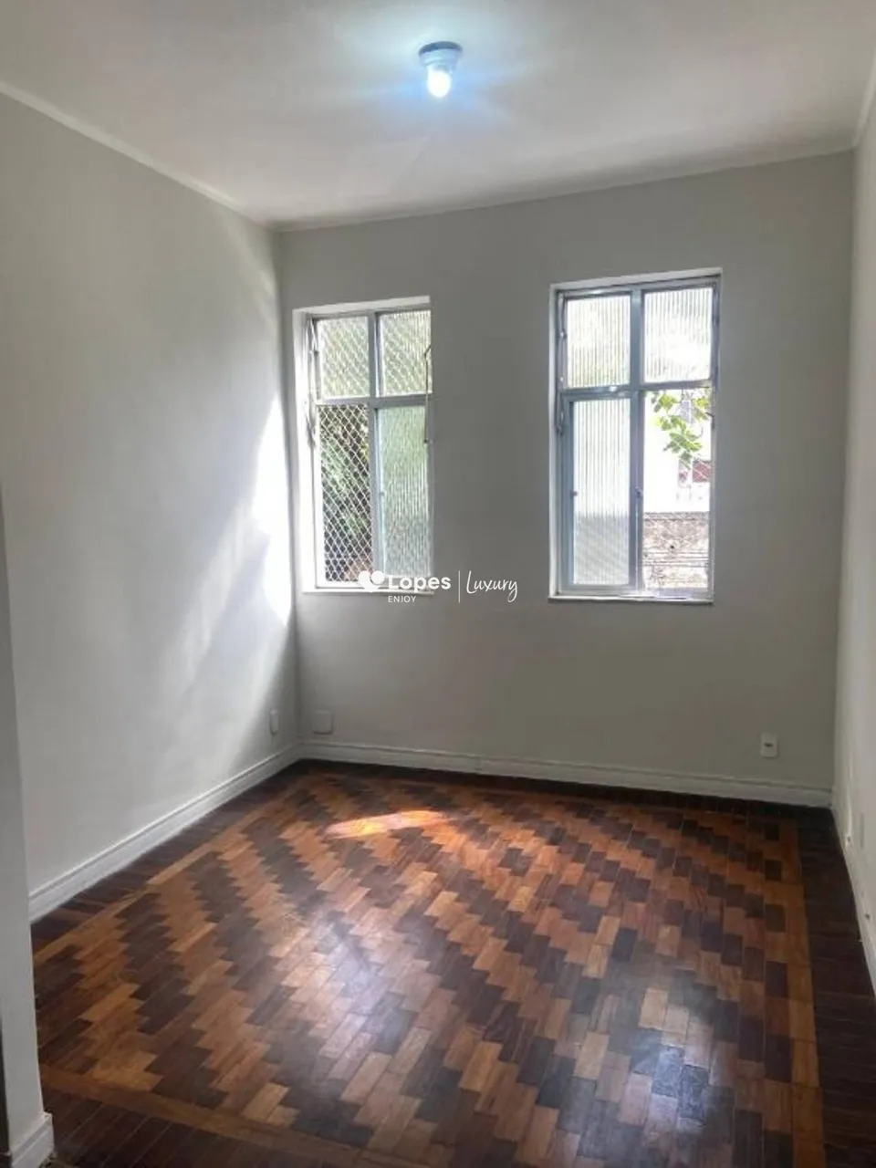 Unfurnished house with 2 bedrooms and 1 bathroom — photo 2