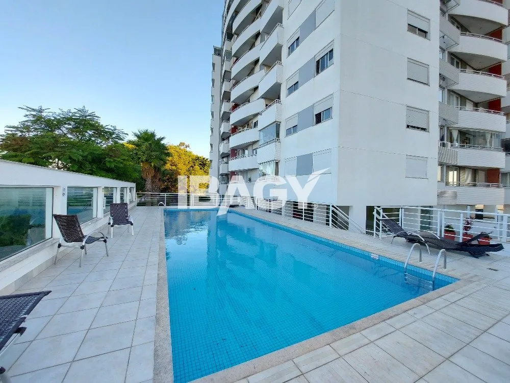 Furnished 3-bedroom apartment with 126 m² — photo 23