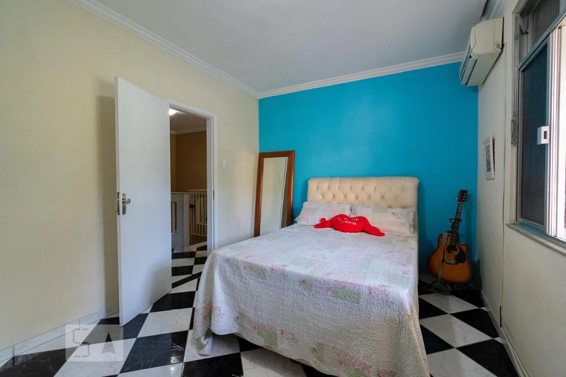 Furnished 4-bedroom house with private garden — photo 73