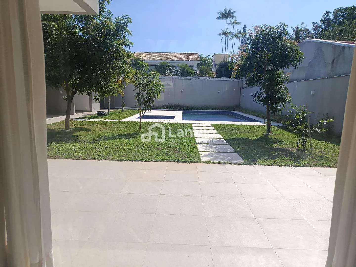 Casa com 5 quartos e 5 suítes, com varanda — photo 33