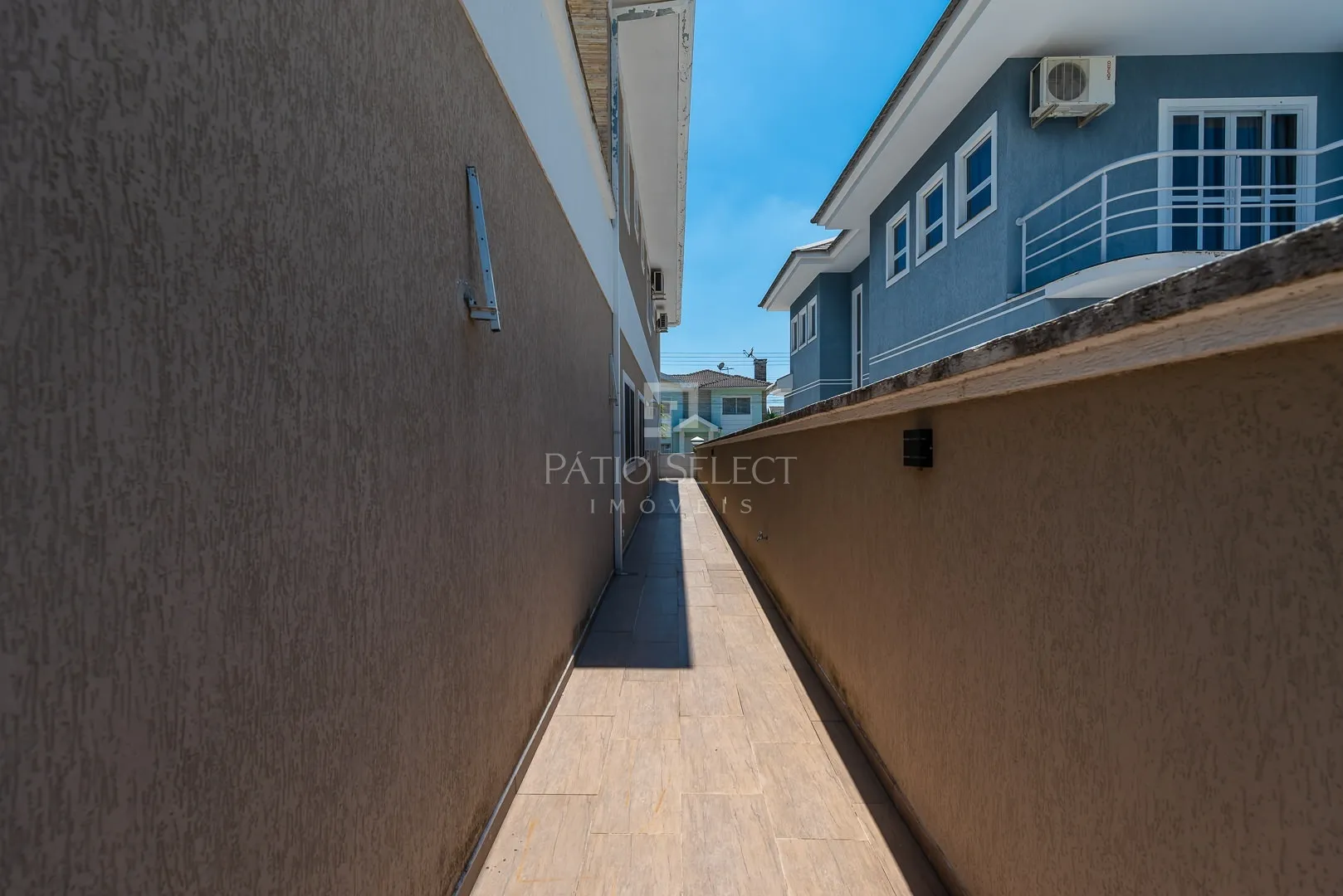 Furnished house, 305 m², with a bathtub — photo 4
