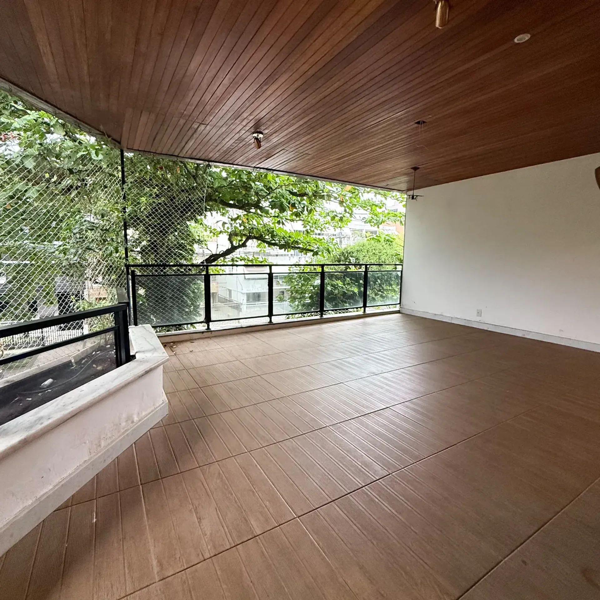 Private BBQ in a 3-bedroom apartment, 170 m² — photo 6