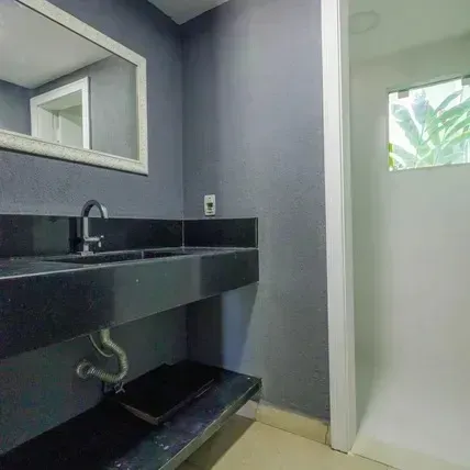 5-bedroom house with a bathtub in Rio de Janeiro — photo 18