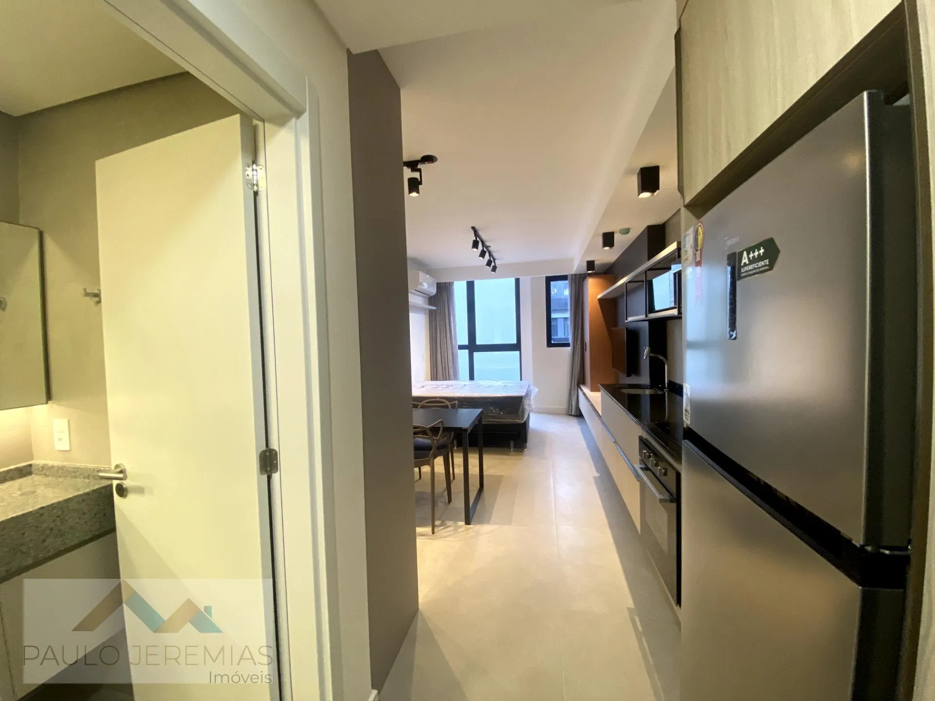 Furnished 31 m² studio with 1 bedroom and 1 bathroom — photo 6