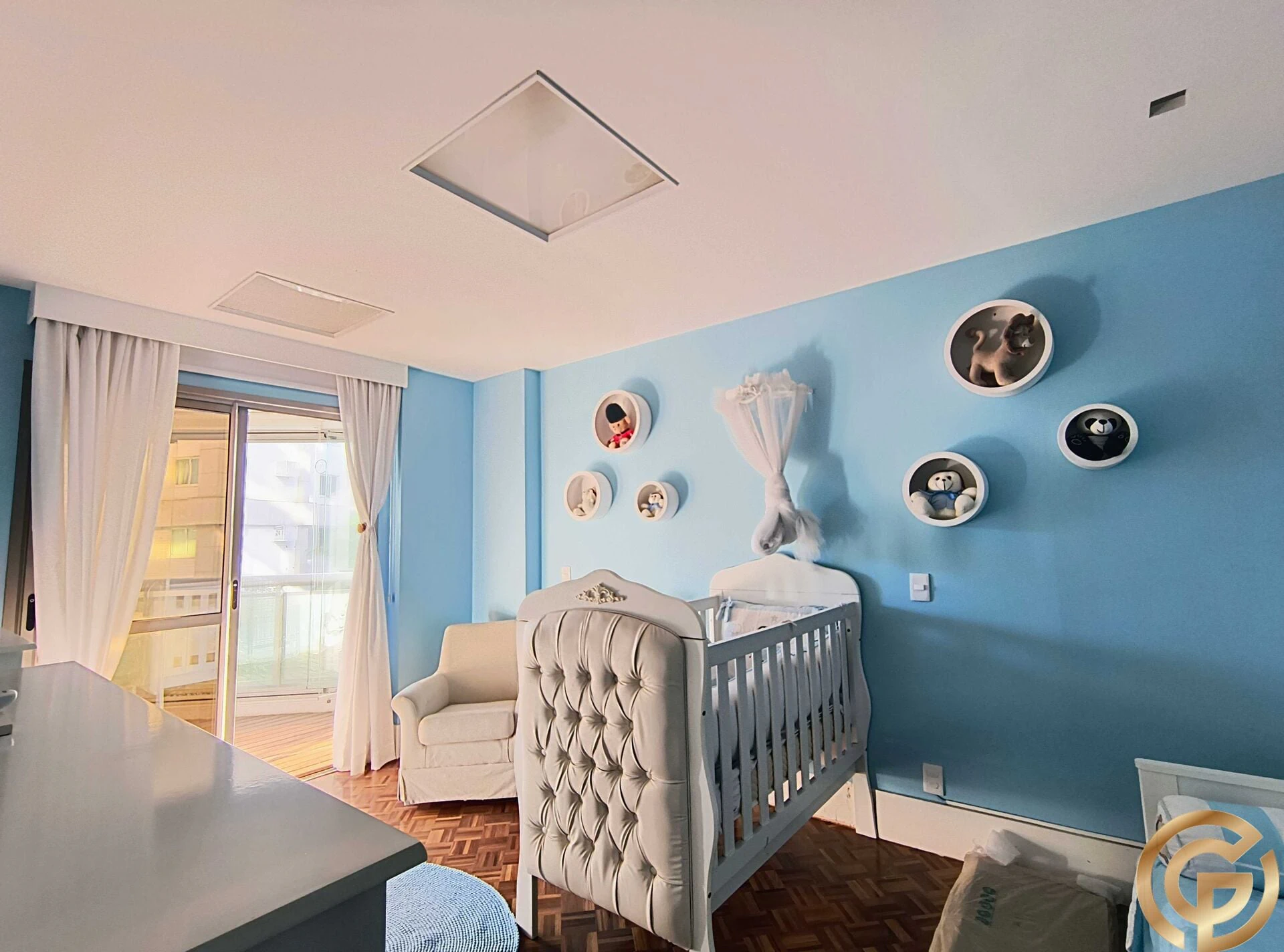 Furnished 400 m² apartment with 4 en-suite bedrooms — photo 24
