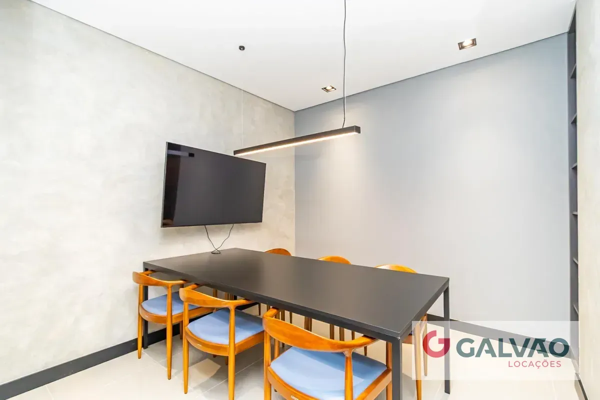 Furnished 1-bedroom apartment with open-plan gas kitchen — photo 35
