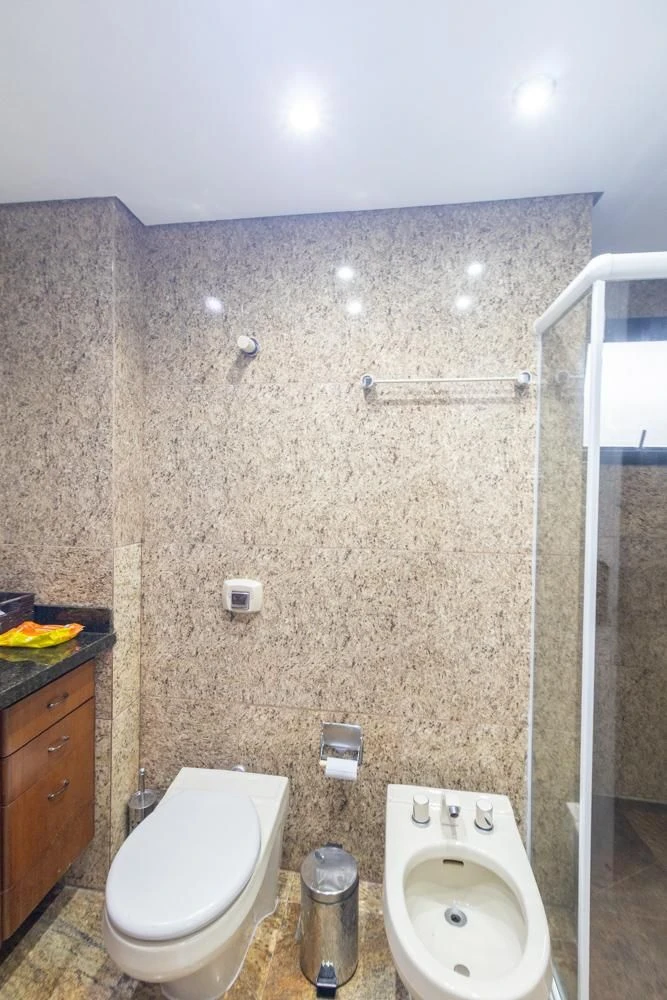 3-bedroom apartment with a washing machine — photo 20