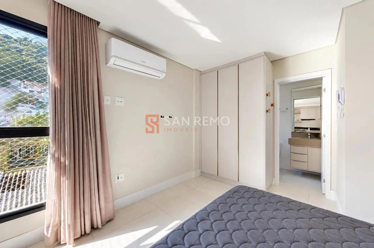 Mountain view in a one-bedroom apartment, 35 m² — photo 5