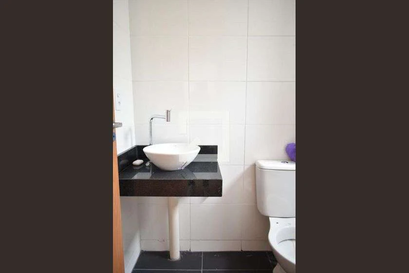 Apartamento de 2 dormitorios con balcón en el 5º piso — photo 12