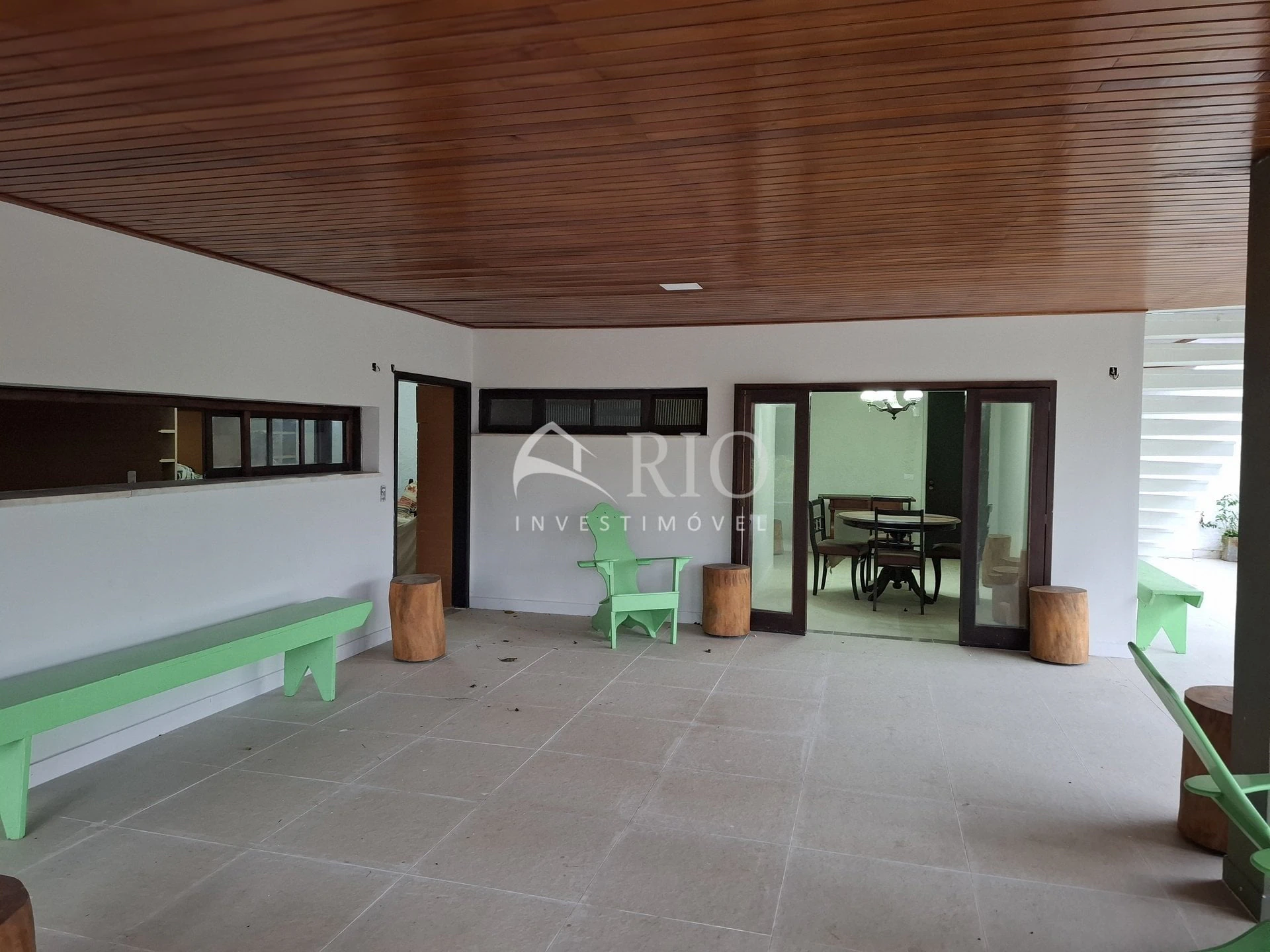 Furnished house with 4 bedrooms and 945 m², 4 parking — photo 7