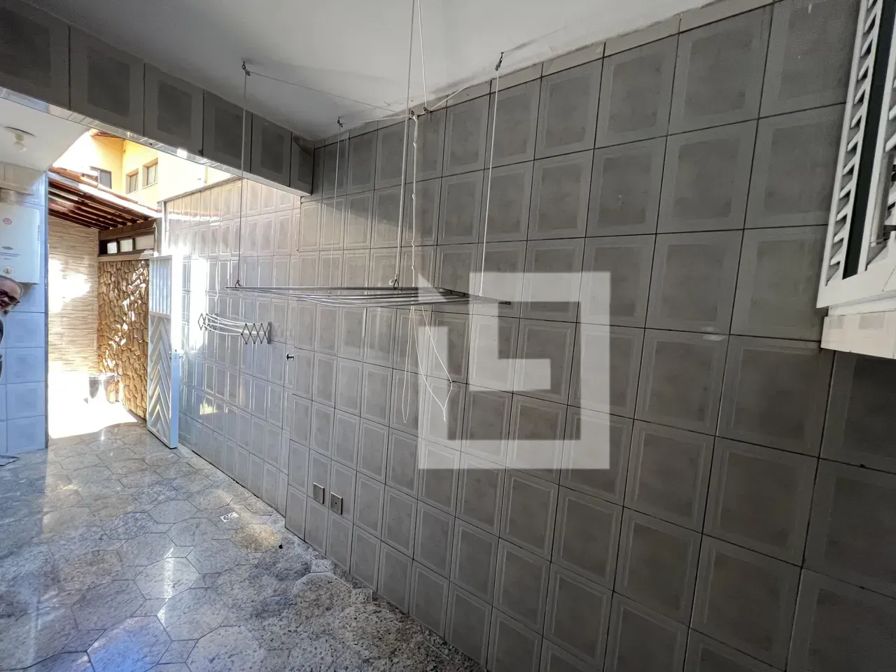 House with a closed gas kitchen and 2 bedrooms — photo 13