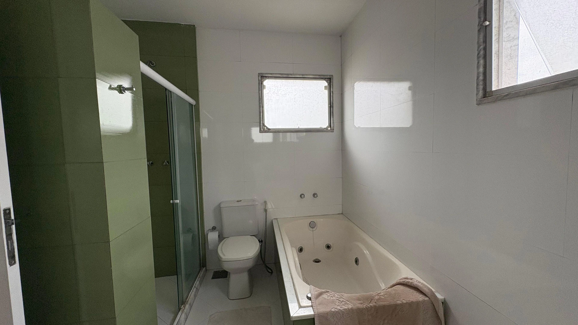 House, 188 m², with a jacuzzi — photo 43
