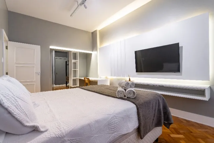2-bedroom apartment with a home office in Rio de Janeiro — photo 9