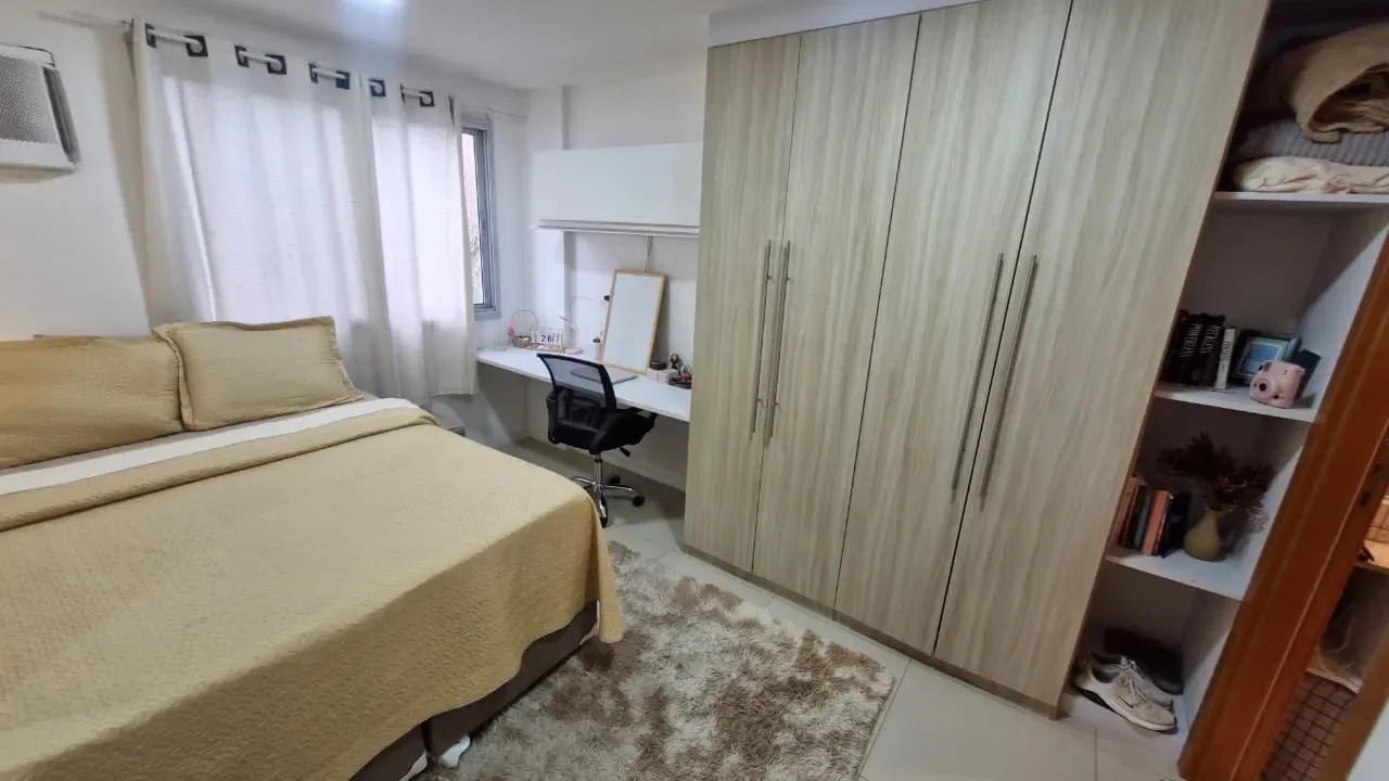 Furnished penthouse with 4 en-suite bedrooms, 186 m² — photo 30