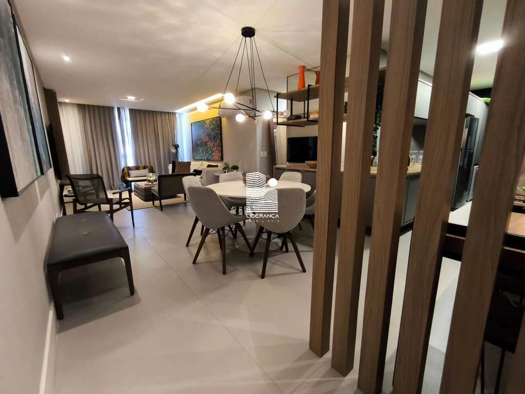 Apartamento de 2 suites con balcón y 2 plazas — photo 5
